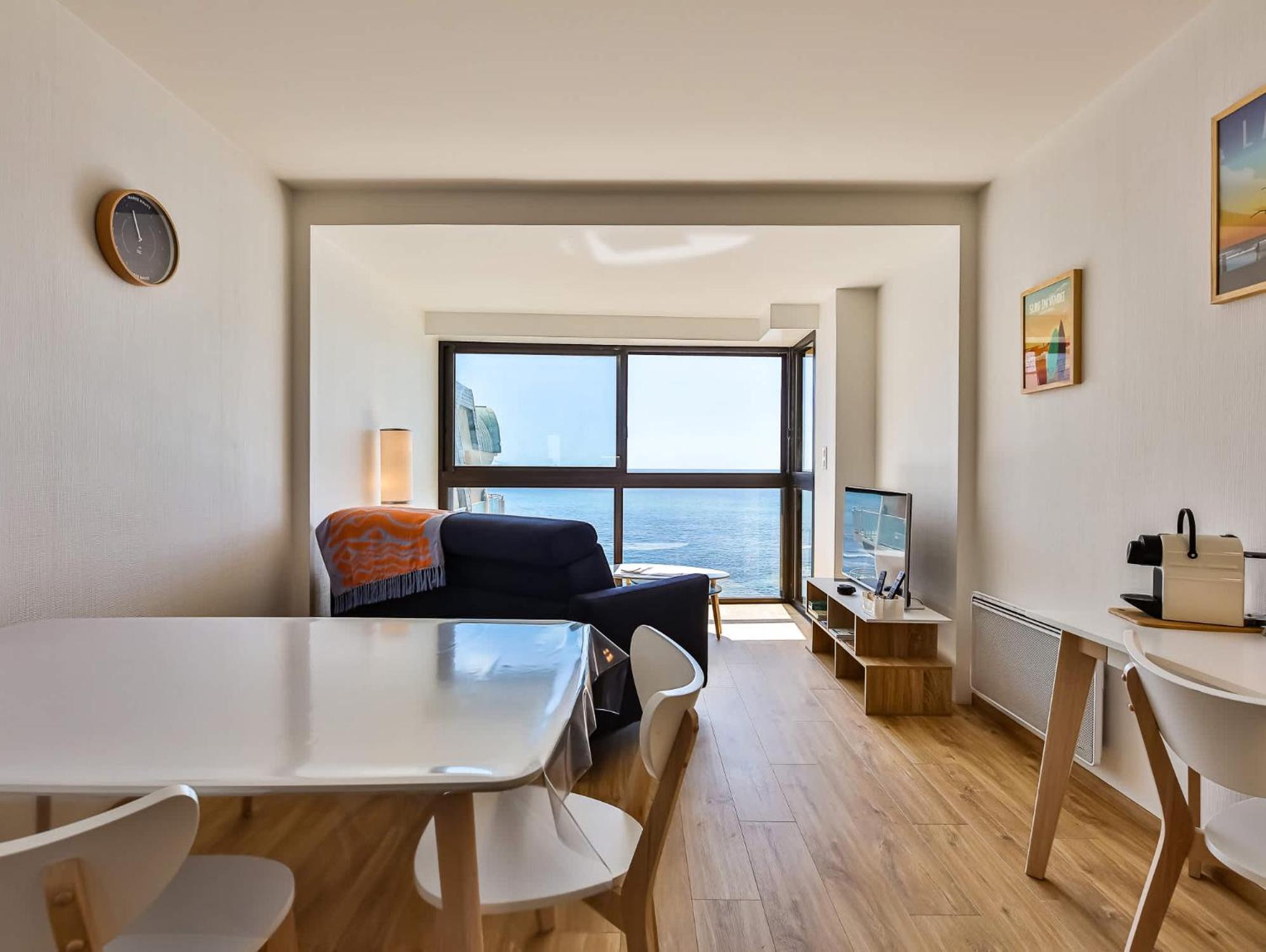 Appartement Au Pied De La Plage, Vue Imprenable Sur La Mer Les Sables-d'Olonne Exterior photo